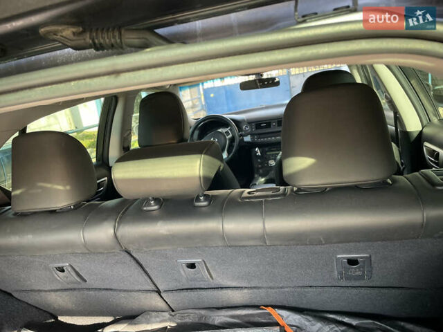 Серый Лексус СТ, объемом двигателя 1.8 л и пробегом 150 тыс. км за 15200 $, фото 49 на Automoto.ua