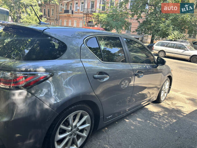 Лексус СТ 2013 в Одессе на Automoto.ua Серый Лексус СТ, объемом двигателя 1.8 л и пробегом 202 тыс. км за 13500 $, фото 3 на Automoto.ua
