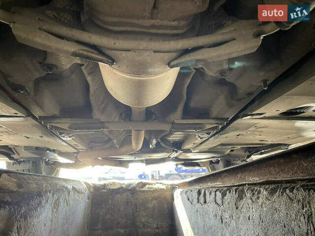 Серый Лексус СТ, объемом двигателя 1.8 л и пробегом 150 тыс. км за 15200 $, фото 27 на Automoto.ua