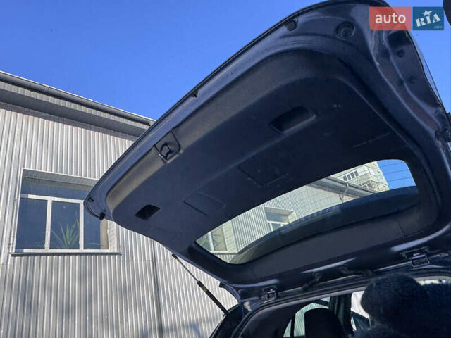 Сірий Лексус СТ, об'ємом двигуна 1.8 л та пробігом 298 тис. км за 9500 $, фото 13 на Automoto.ua