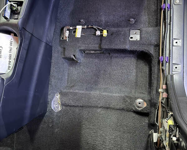 Сірий Лексус СТ, об'ємом двигуна 1.8 л та пробігом 298 тис. км за 9500 $, фото 61 на Automoto.ua