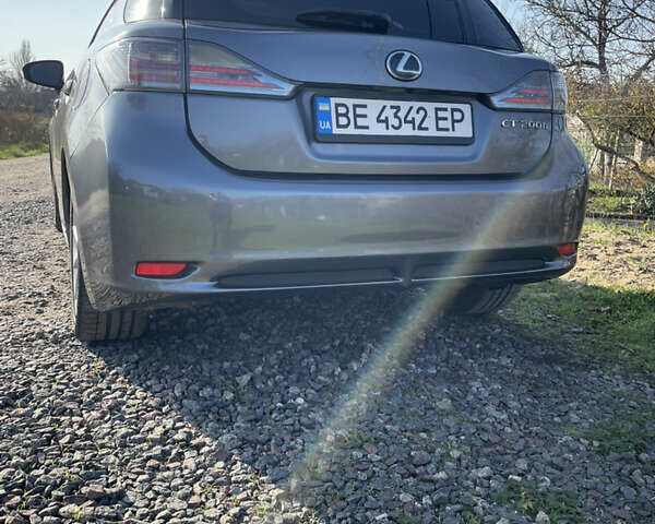 Серый Лексус СТ, объемом двигателя 1.8 л и пробегом 150 тыс. км за 15200 $, фото 17 на Automoto.ua