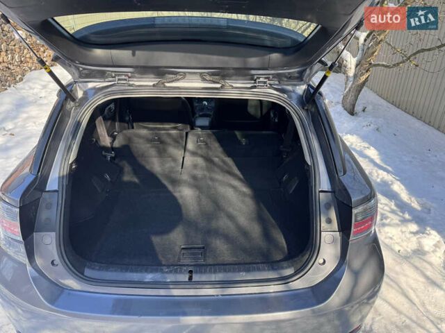 Сірий Лексус СТ, об'ємом двигуна 1.8 л та пробігом 298 тис. км за 9500 $, фото 37 на Automoto.ua