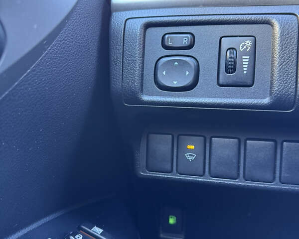 Сірий Лексус СТ, об'ємом двигуна 1.8 л та пробігом 298 тис. км за 9500 $, фото 28 на Automoto.ua