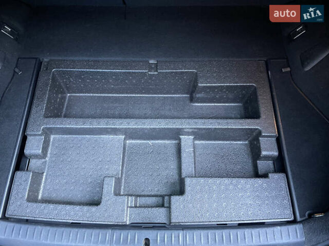 Серый Лексус СТ, объемом двигателя 1.8 л и пробегом 150 тыс. км за 15200 $, фото 65 на Automoto.ua