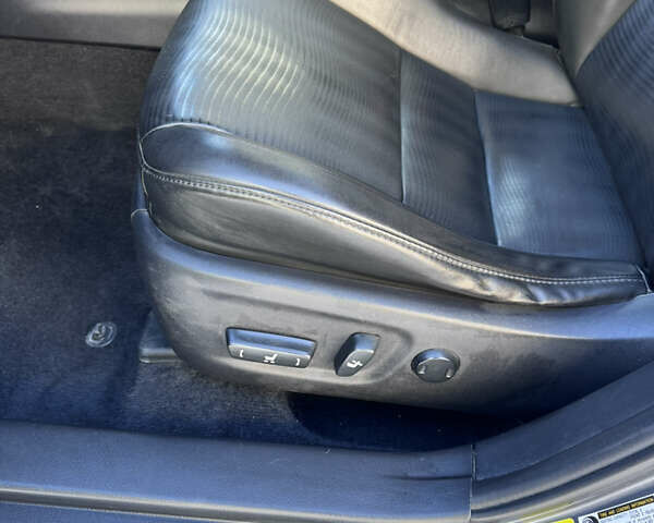 Сірий Лексус СТ, об'ємом двигуна 1.8 л та пробігом 298 тис. км за 9500 $, фото 12 на Automoto.ua