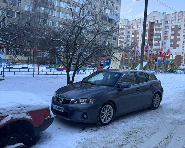 Сірий Лексус СТ, об'ємом двигуна 1.8 л та пробігом 298 тис. км за 9500 $, фото 53 на Automoto.ua