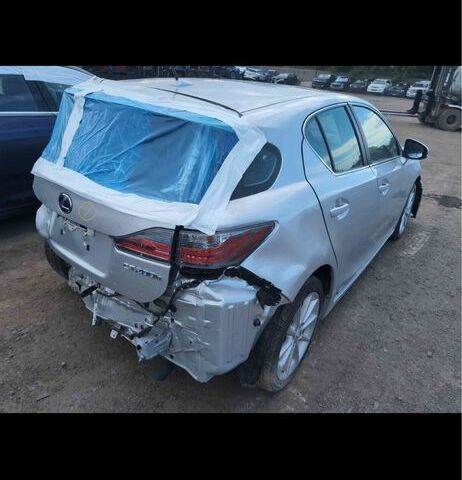 Сірий Лексус СТ, об'ємом двигуна 1.8 л та пробігом 72 тис. км за 12045 $, фото 4 на Automoto.ua