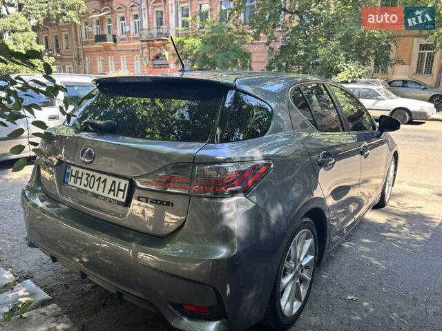 Лексус СТ 2013 в Одессе на Automoto.ua Серый Лексус СТ, объемом двигателя 1.8 л и пробегом 202 тыс. км за 13500 $, фото 2 на Automoto.ua