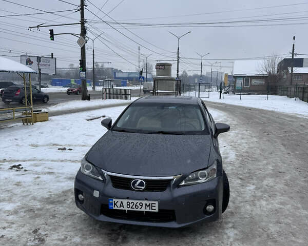 Сірий Лексус СТ, об'ємом двигуна 1.8 л та пробігом 298 тис. км за 9500 $, фото 49 на Automoto.ua