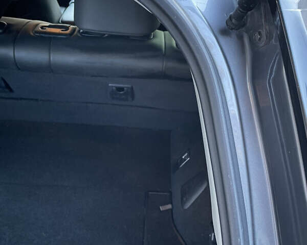 Серый Лексус СТ, объемом двигателя 1.8 л и пробегом 150 тыс. км за 15200 $, фото 63 на Automoto.ua