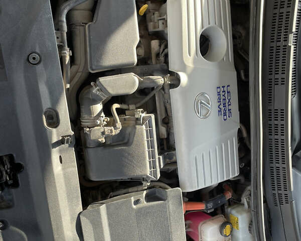 Серый Лексус СТ, объемом двигателя 1.8 л и пробегом 150 тыс. км за 15200 $, фото 36 на Automoto.ua