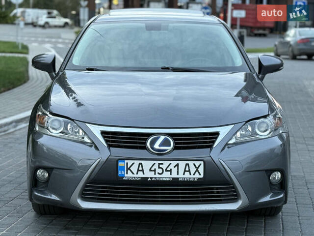 Сірий Лексус СТ, об'ємом двигуна 1.8 л та пробігом 158 тис. км за 13200 $, фото 1 на Automoto.ua