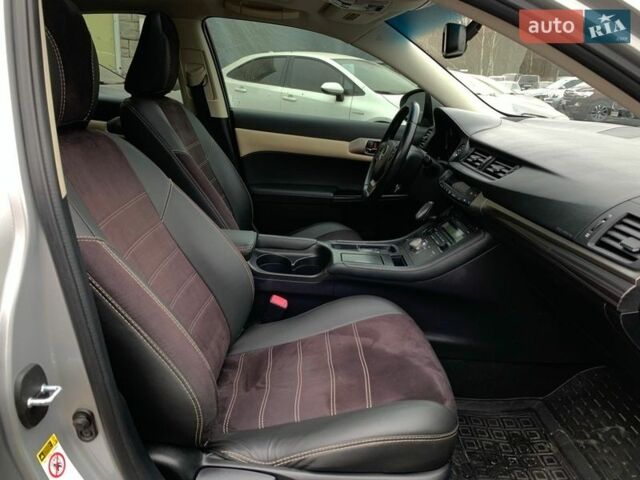 Серый Лексус СТ, объемом двигателя 1.8 л и пробегом 220 тыс. км за 12440 $, фото 19 на Automoto.ua