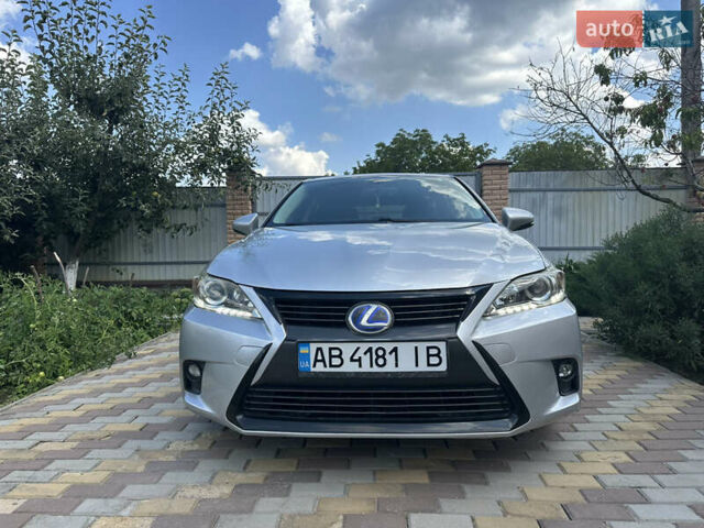 Серый Лексус СТ, объемом двигателя 1.8 л и пробегом 220 тыс. км за 14500 $, фото 5 на Automoto.ua