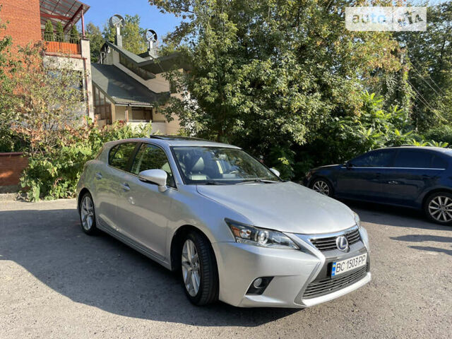 Лексус СТ 2014 в Львове на Automoto.ua Серый Лексус СТ, объемом двигателя 1.8 л и пробегом 220 тыс. км за 11500 $, фото 8 на Automoto.ua