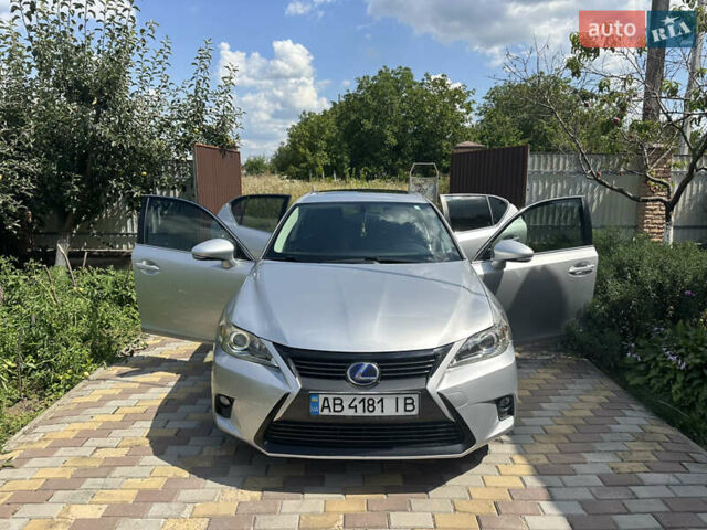 Серый Лексус СТ, объемом двигателя 1.8 л и пробегом 220 тыс. км за 14500 $, фото 10 на Automoto.ua
