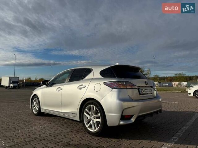 Сірий Лексус СТ, об'ємом двигуна 1.8 л та пробігом 184 тис. км за 12900 $, фото 10 на Automoto.ua