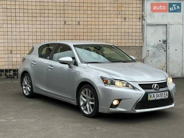 Серый Лексус СТ, объемом двигателя 1.8 л и пробегом 123 тыс. км за 15500 $, фото 1 на Automoto.ua
