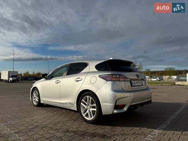 Сірий Лексус СТ, об'ємом двигуна 1.8 л та пробігом 184 тис. км за 12900 $, фото 12 на Automoto.ua