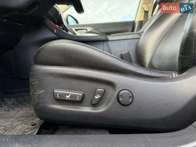 Сірий Лексус СТ, об'ємом двигуна 1.8 л та пробігом 184 тис. км за 12900 $, фото 33 на Automoto.ua