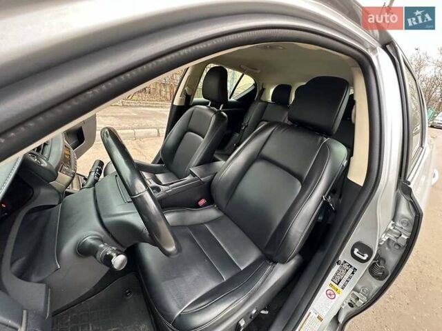 Серый Лексус СТ, объемом двигателя 1.8 л и пробегом 123 тыс. км за 15500 $, фото 12 на Automoto.ua