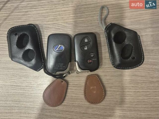 Сірий Лексус СТ, об'ємом двигуна 1.8 л та пробігом 186 тис. км за 15500 $, фото 20 на Automoto.ua