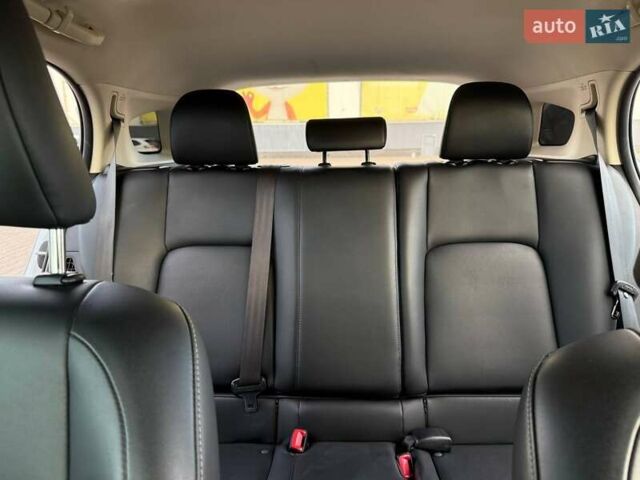 Сірий Лексус СТ, об'ємом двигуна 1.8 л та пробігом 184 тис. км за 12900 $, фото 35 на Automoto.ua