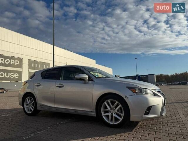 Сірий Лексус СТ, об'ємом двигуна 1.8 л та пробігом 184 тис. км за 12900 $, фото 3 на Automoto.ua