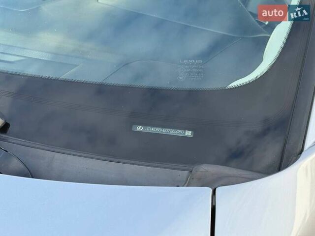 Сірий Лексус СТ, об'ємом двигуна 1.8 л та пробігом 184 тис. км за 12900 $, фото 14 на Automoto.ua