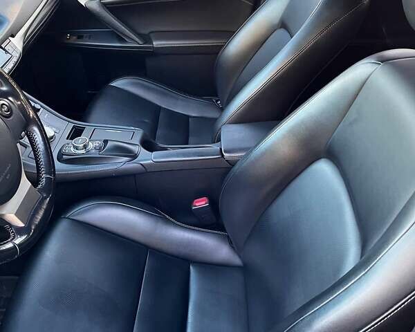 Серый Лексус СТ, объемом двигателя 1.8 л и пробегом 81 тыс. км за 17500 $, фото 15 на Automoto.ua