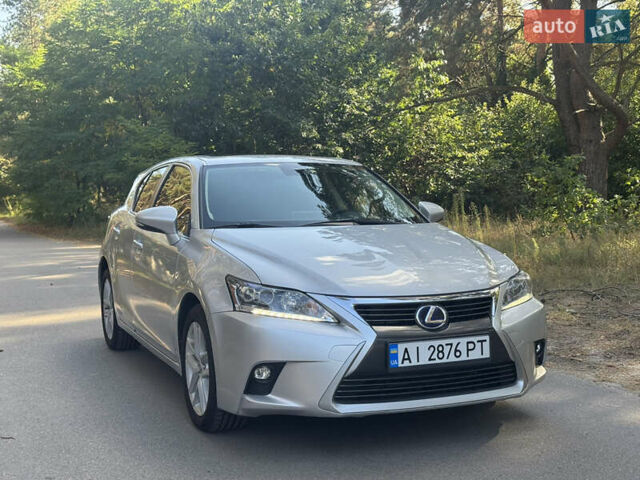 Серый Лексус СТ, объемом двигателя 1.8 л и пробегом 165 тыс. км за 14000 $, фото 9 на Automoto.ua