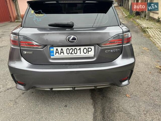 Серый Лексус СТ, объемом двигателя 1.8 л и пробегом 184 тыс. км за 18500 $, фото 8 на Automoto.ua