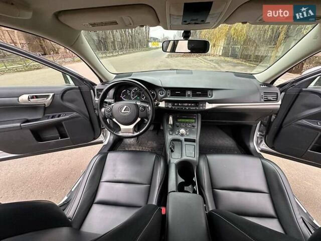 Серый Лексус СТ, объемом двигателя 1.8 л и пробегом 123 тыс. км за 15500 $, фото 14 на Automoto.ua