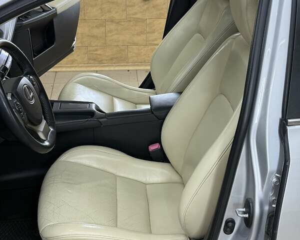Серый Лексус СТ, объемом двигателя 1.8 л и пробегом 82 тыс. км за 15300 $, фото 8 на Automoto.ua