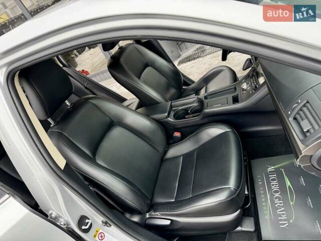 Сірий Лексус СТ, об'ємом двигуна 1.8 л та пробігом 158 тис. км за 13900 $, фото 41 на Automoto.ua