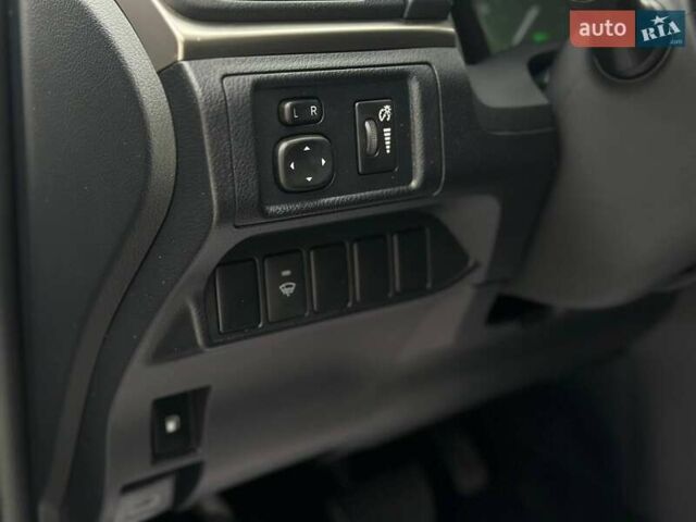 Серый Лексус СТ, объемом двигателя 1.8 л и пробегом 115 тыс. км за 13700 $, фото 10 на Automoto.ua