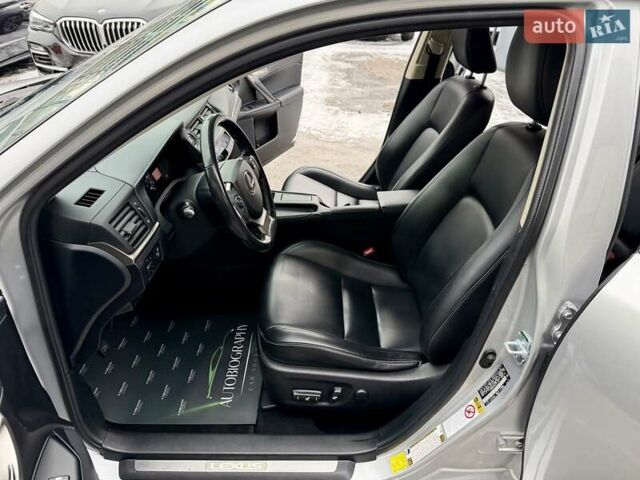 Сірий Лексус СТ, об'ємом двигуна 1.8 л та пробігом 158 тис. км за 13900 $, фото 27 на Automoto.ua