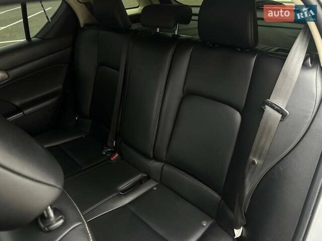 Серый Лексус СТ, объемом двигателя 1.8 л и пробегом 115 тыс. км за 13700 $, фото 15 на Automoto.ua