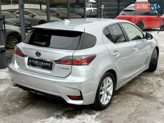 Сірий Лексус СТ, об'ємом двигуна 1.8 л та пробігом 158 тис. км за 13900 $, фото 18 на Automoto.ua