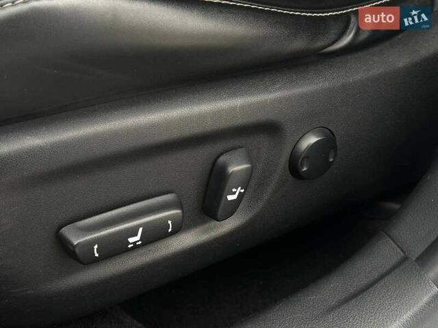 Серый Лексус СТ, объемом двигателя 1.8 л и пробегом 115 тыс. км за 13700 $, фото 19 на Automoto.ua