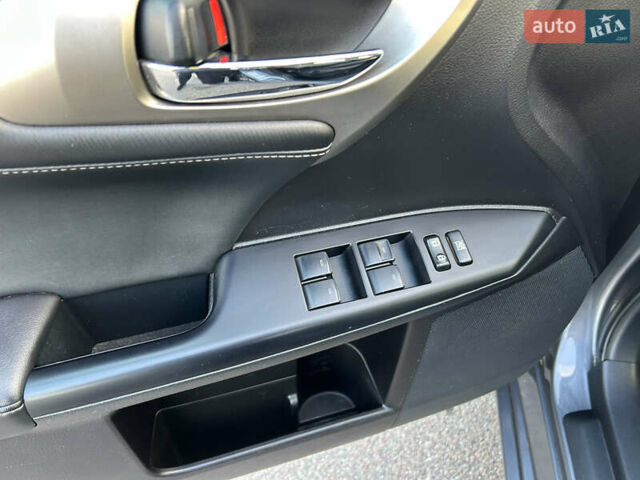 Серый Лексус СТ, объемом двигателя 1.8 л и пробегом 117 тыс. км за 15999 $, фото 23 на Automoto.ua