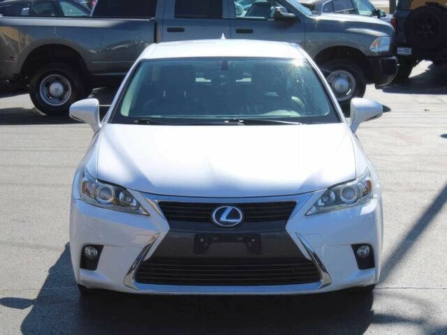 Сірий Лексус СТ, об'ємом двигуна 1.8 л та пробігом 53 тис. км за 8000 $, фото 1 на Automoto.ua