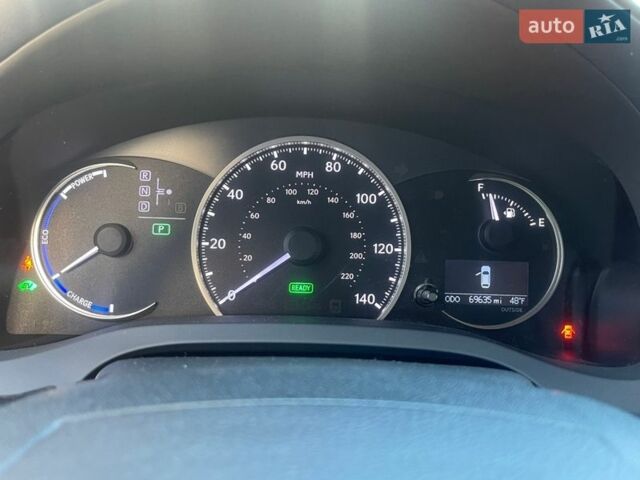 Сірий Лексус СТ, об'ємом двигуна 1.8 л та пробігом 110 тис. км за 16200 $, фото 21 на Automoto.ua