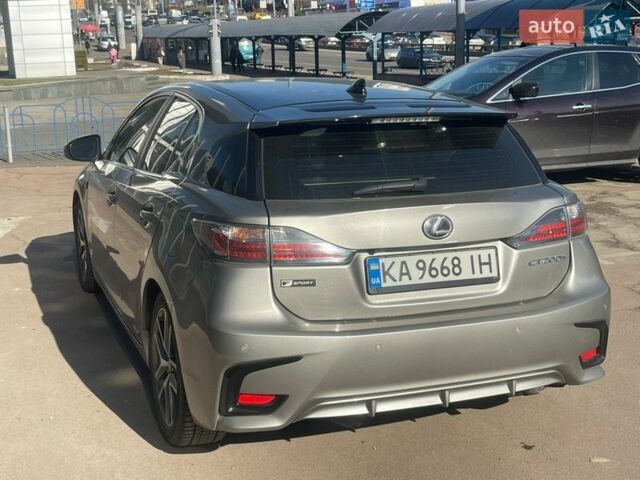 Сірий Лексус СТ, об'ємом двигуна 1.8 л та пробігом 110 тис. км за 16200 $, фото 8 на Automoto.ua