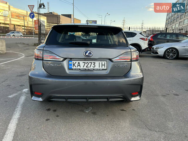 Серый Лексус СТ, объемом двигателя 1.8 л и пробегом 117 тыс. км за 15999 $, фото 6 на Automoto.ua