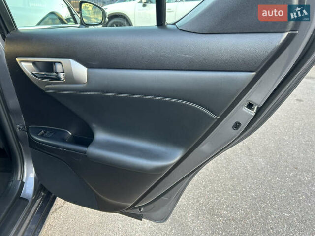 Серый Лексус СТ, объемом двигателя 1.8 л и пробегом 117 тыс. км за 15999 $, фото 30 на Automoto.ua