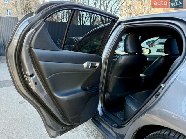 Серый Лексус СТ, объемом двигателя 1.8 л и пробегом 99 тыс. км за 16500 $, фото 16 на Automoto.ua