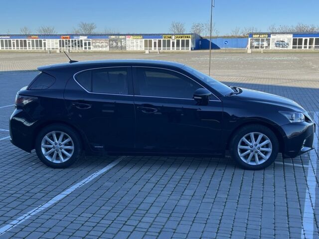 Синій Лексус СТ, об'ємом двигуна 1.8 л та пробігом 129 тис. км за 13500 $, фото 2 на Automoto.ua