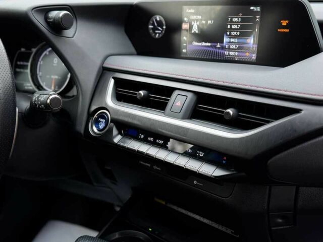 Белый Лексус Другая, объемом двигателя 2 л и пробегом 56 тыс. км за 32000 $, фото 11 на Automoto.ua